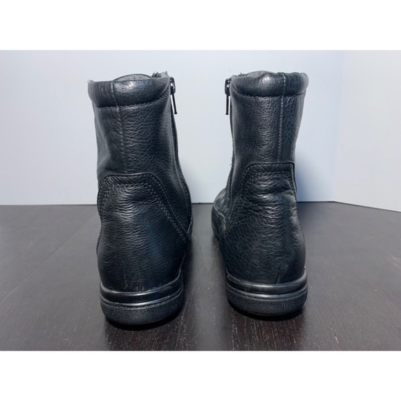 Clarks Collection Black Combat Style Leather Boots Size 8M - Picture 8 of 16